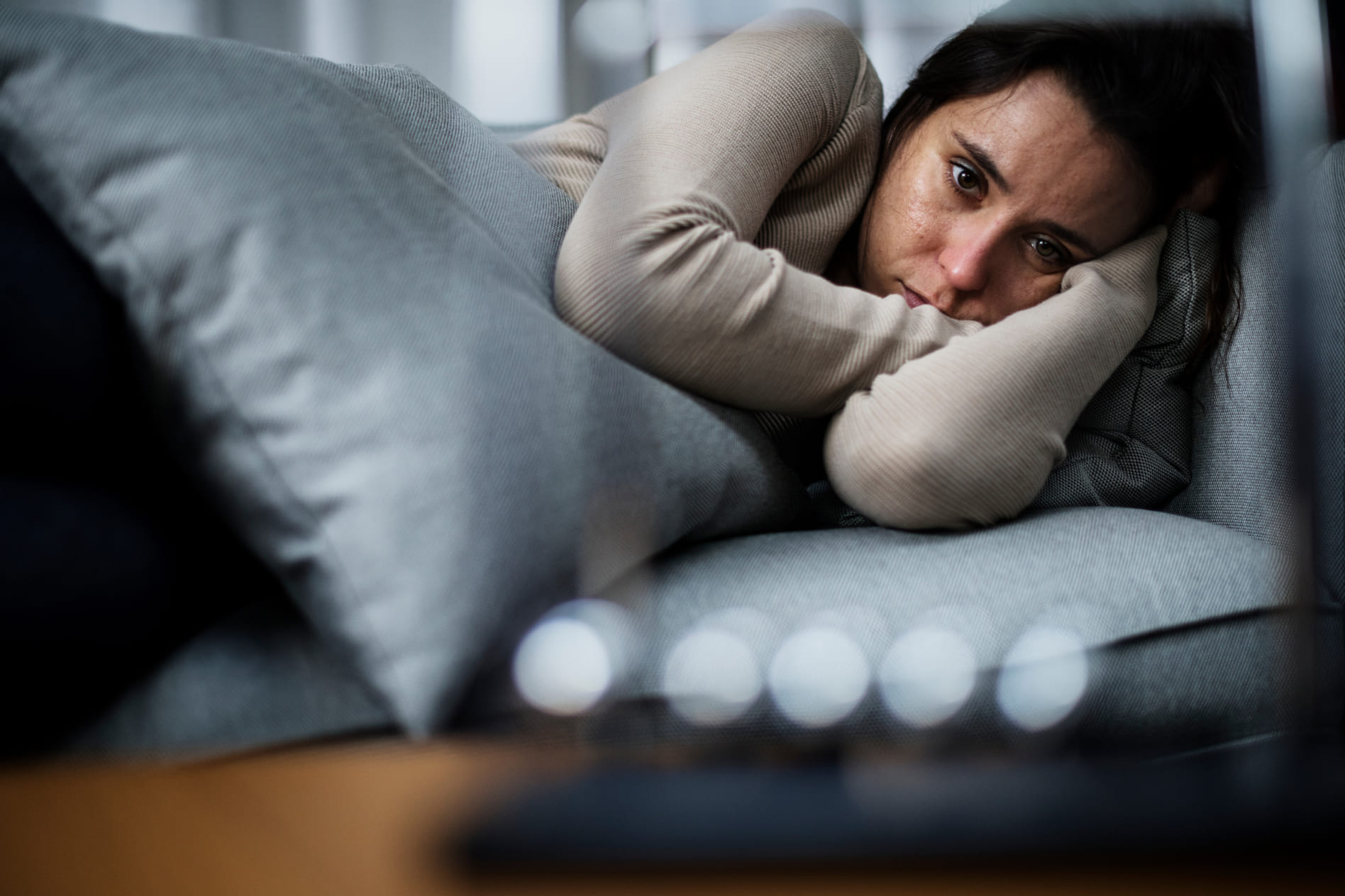 Além da tristeza: conheça outros sintomas da depressão